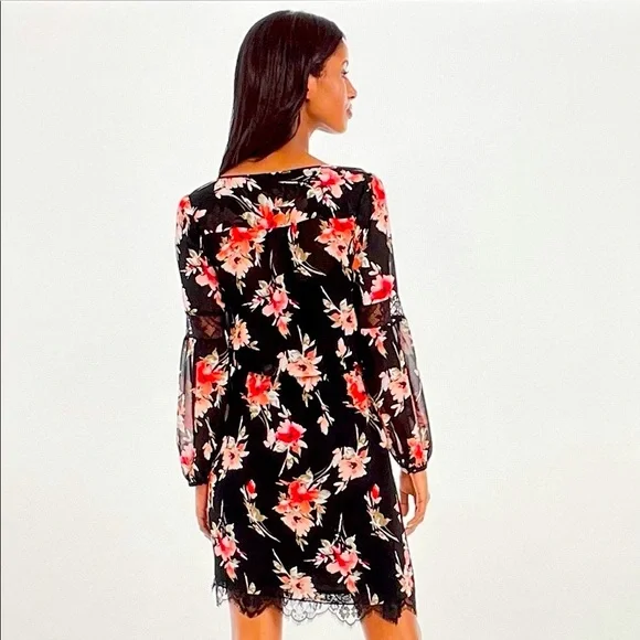 NWT WHBM Romantic Floral Print Dress.. Size 0 - Picture 2 of 15